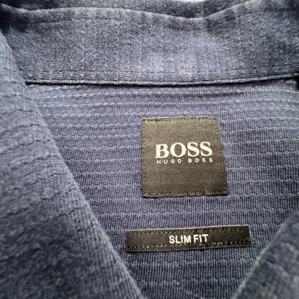 Hugo Boss Shirt Mens XL Blue Textured Cotton Slim Fit Casual Preppy Classiccore
